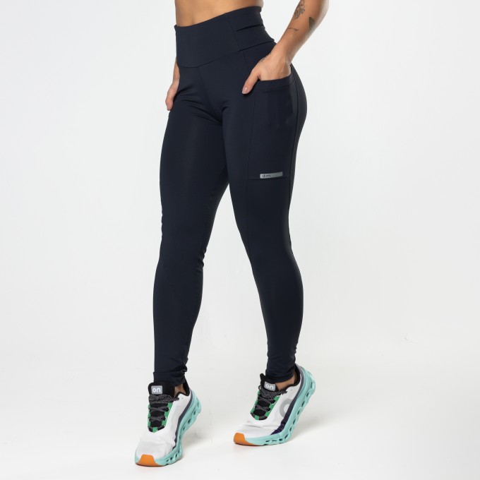Calça Legging Pacer Multibolsos Preta