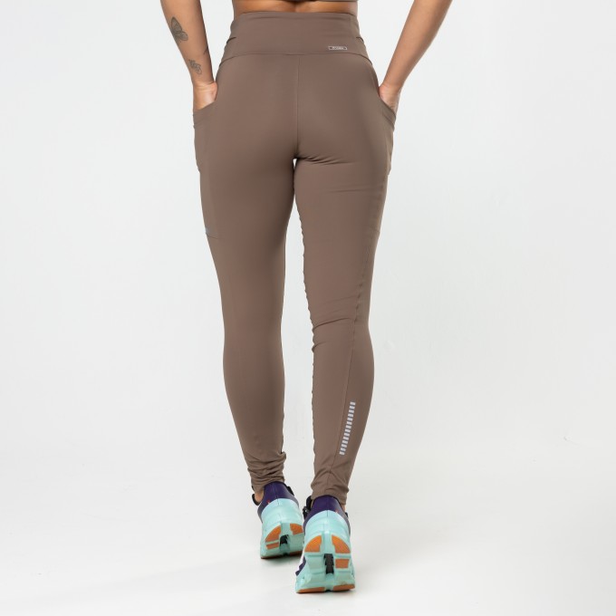 Calça Legging Pacer Multibolsos Marrom Castanho