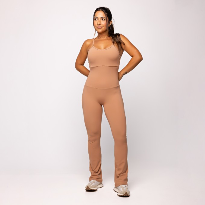 Macacão Fitness Flare Mocha