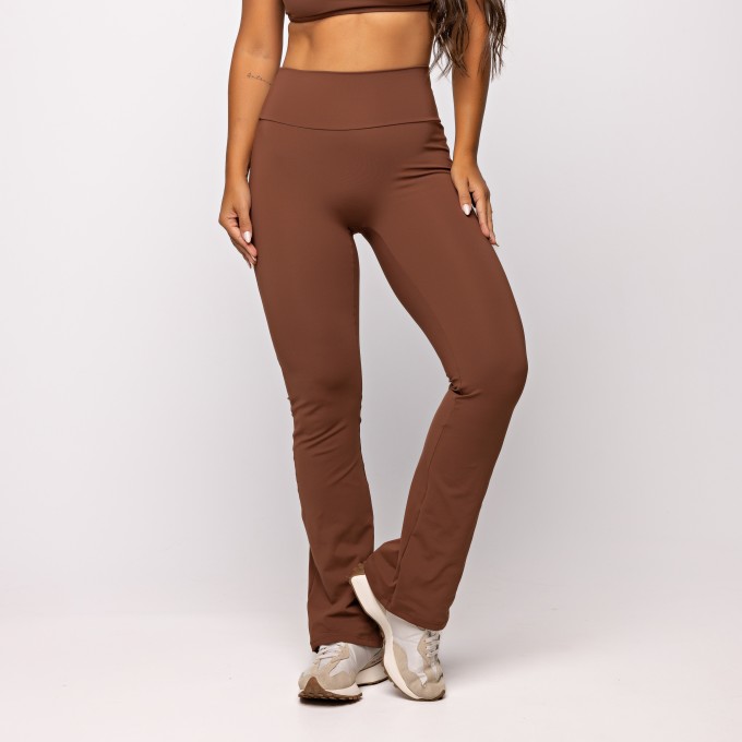Calça Flare Marrom
